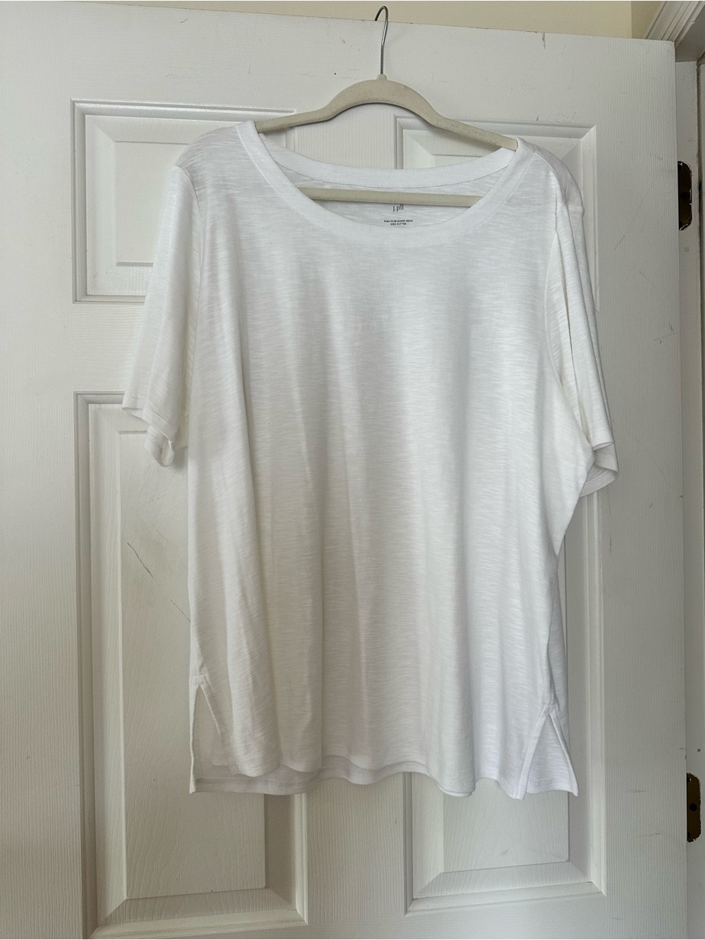 J. Jill White Scoop Neck Short Sleeve Tee